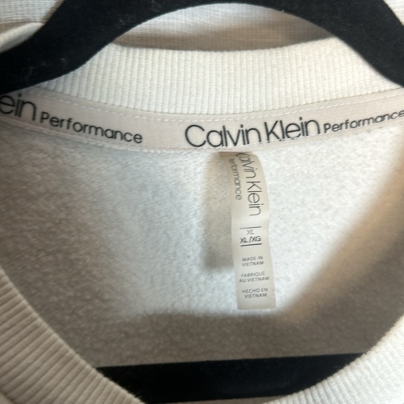CALVIN KLEIN CREW NECK SIZE(XL) - Picture 5 of 6